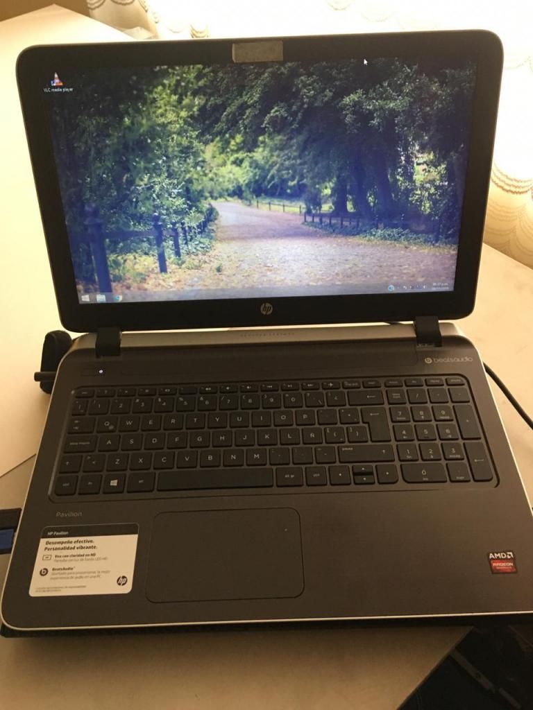 Vendo laptop Hp AMD A10