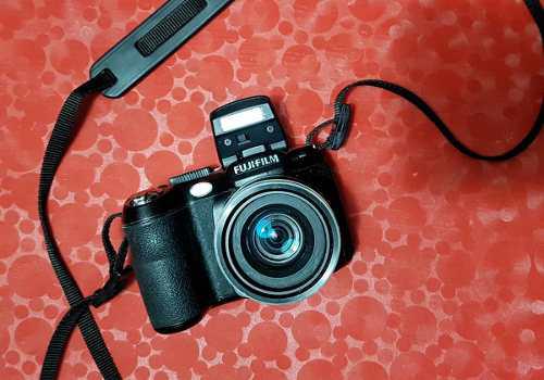 Camara Fujifilm 12 Pixeles Video Y Foto Semi Pro De Remate