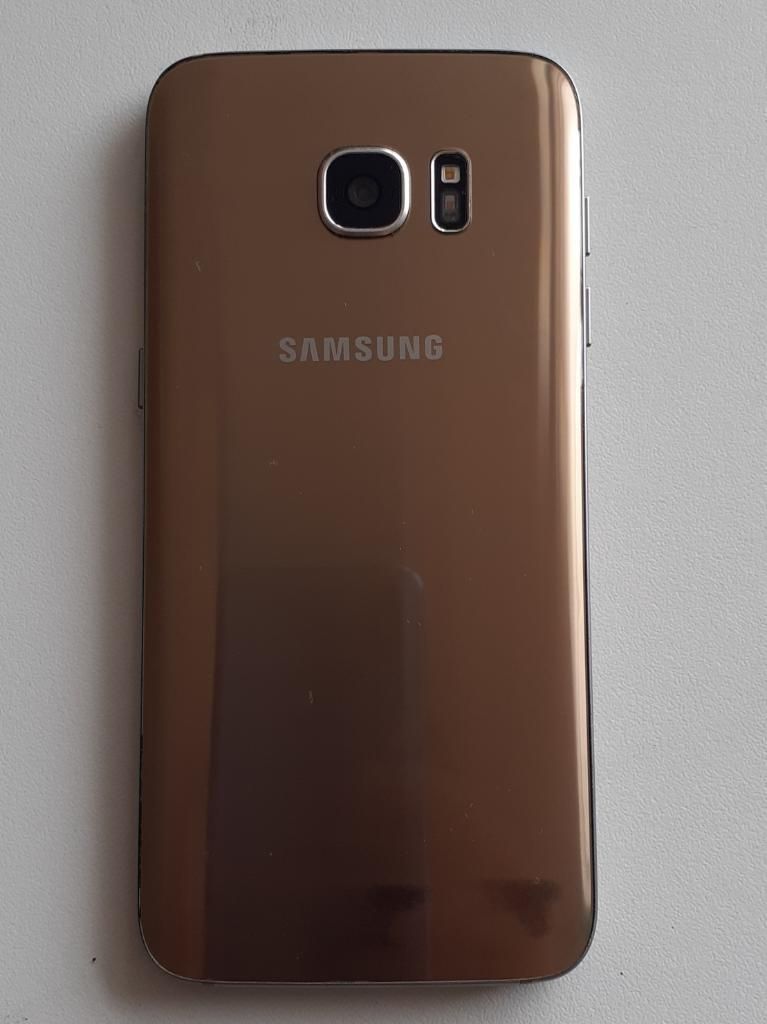 Vendo Samsung S7 Edge con Glass Rajado