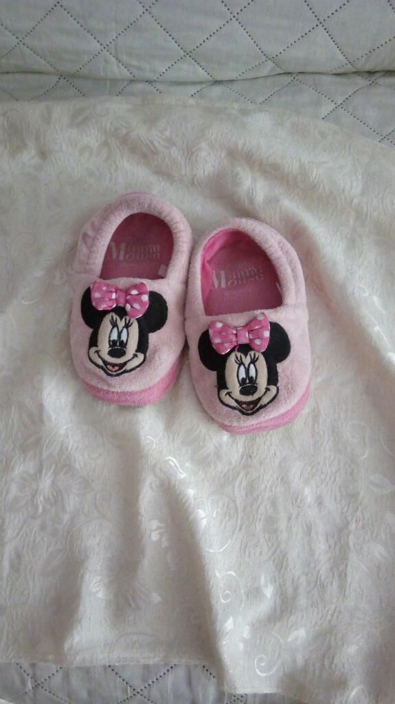 Pantuflas para Niña Minnie Mouse Tall 26