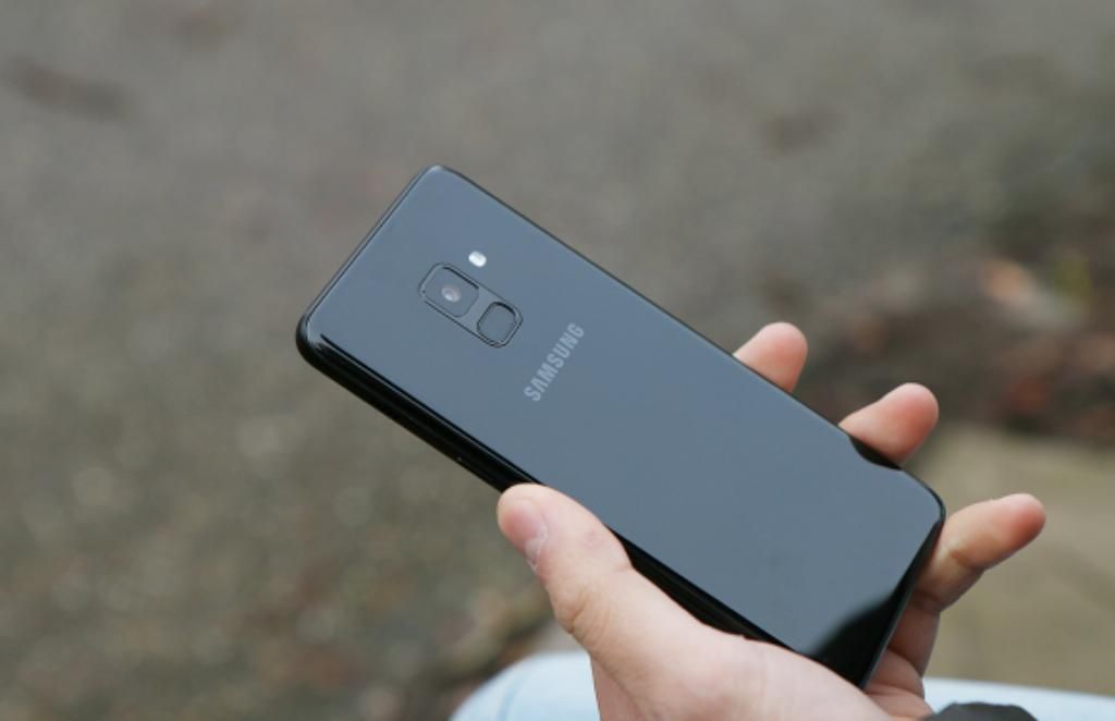 Samsung A8 Plus