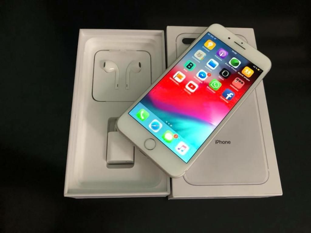 iPhone 8 Plus Silver 64 Gigas