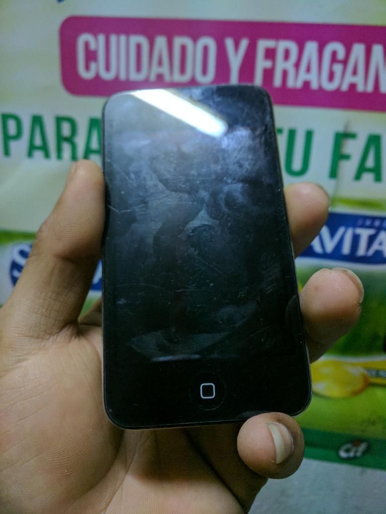 iPod Touch 4g 8gb con Detalle