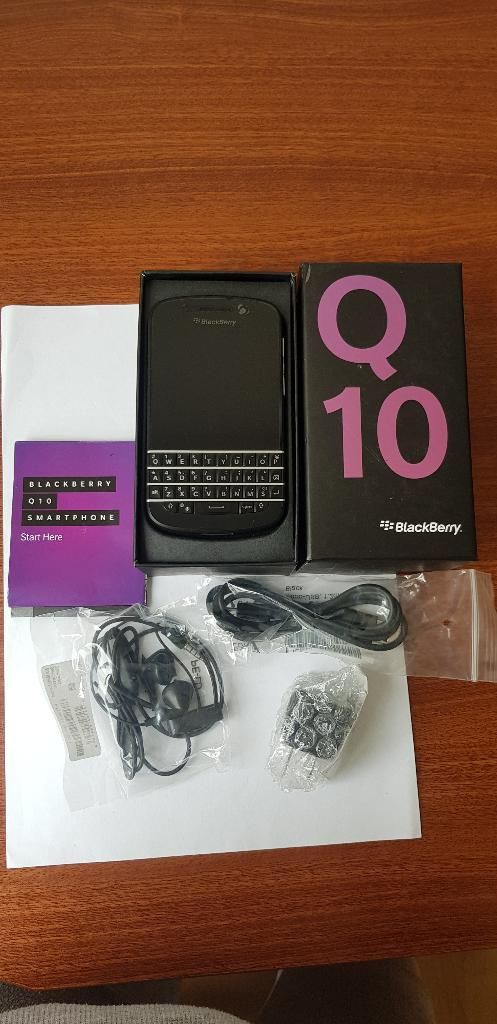 Vendo Celular Blackberry Q10 Casi Nuevo