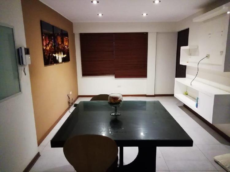 Departamento en Venta - Santiago de Surco - Buena Ubicación