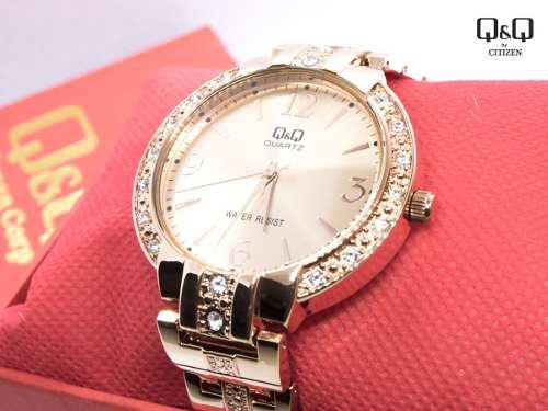 Reloj Q&q Elegante Con Correa De Acero Oro Rosa Para Mujer