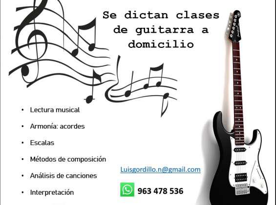 Se dictan clases de guitarra a domicilio en Lima
