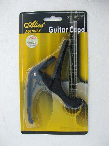 Guitar Capo Alice A007, De Gancho,plastico Negro+pua Fender