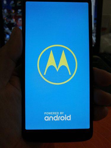 Motorola G6 Plus 64gb 4gb Ram -casi Nuevo- Con Cargador Orig