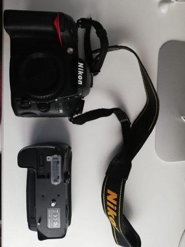 Cámara Nikon D7000 (solo Cuerpo) + Battery Grip