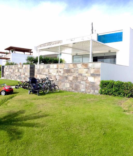 Casa Moderna Playa El Coral, Asia. Amoblada y Equipada.