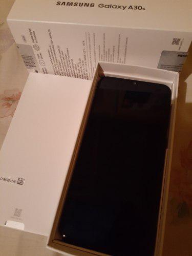 Samsung Galaxy A30s 64gb 4gb De Ram / Color Negro