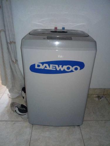 Lavadora Daewoo 7.5kg Casi Nueva.