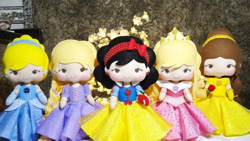 Muñecas De Fieltro -especial Princesas-