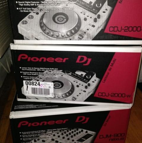 Pioneer DJ Limited Edition NXS2-W Flagship Professional DJ