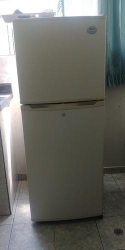 Refrigerador Frigider LG 240l En Buen Estado