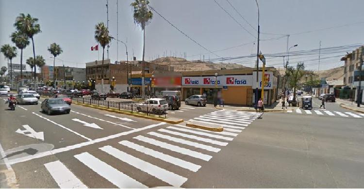 Local Comercial a Pasos de La Municipalidad en Chorrillos!