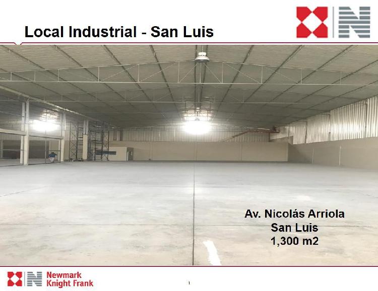 Local Industrial 1,300 m² - San Luis