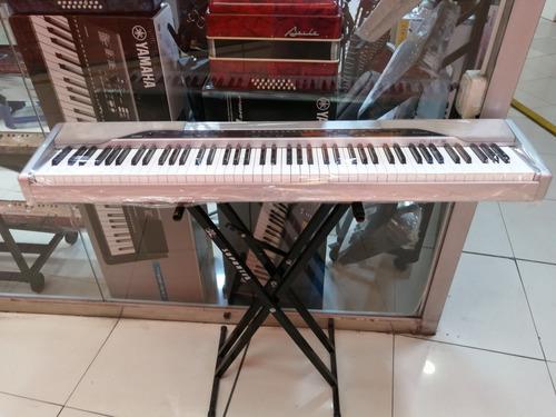 Piano Casio Px310
