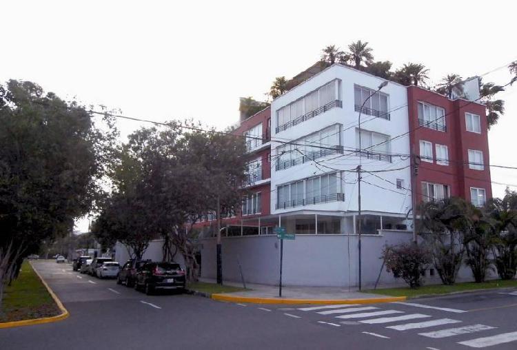 Amplio Flat Semi Nuevo - Edificio Mario Lara. Chacarilla.