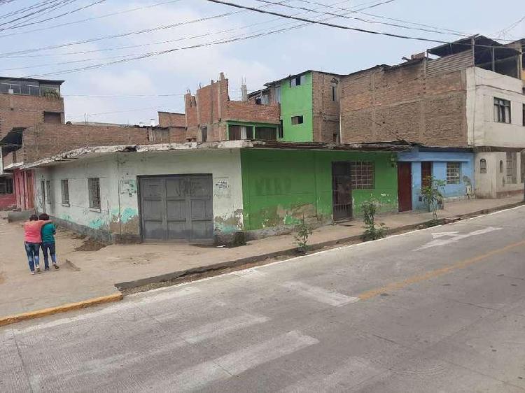 Venta de Terreno Comercial en Esquina y Av en Villa Maria