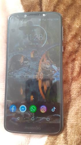 Motorola Moto E5