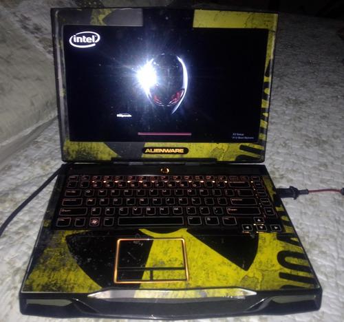 Remato Laptop Alienware Gamer Con Skin Duke Nukem