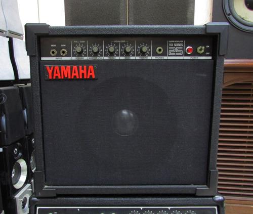 Amplificador De Guitarra Yamaha Vx25