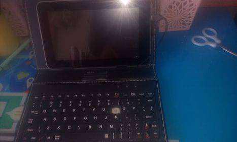 se vende tablet teraware d709 plomo