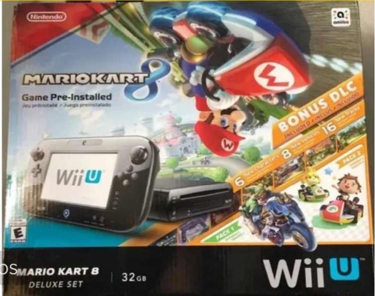 Nintendo Wii U + Mario Kart