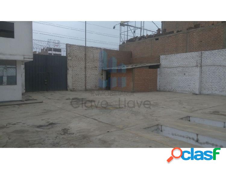 Venta de Terreno en Av. universitaria