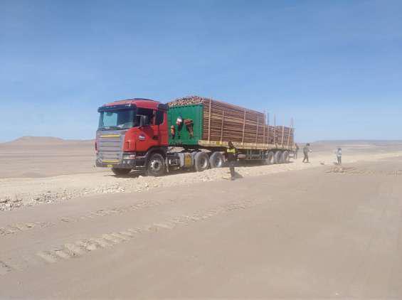Transporte semitrailer plataforma en Lima