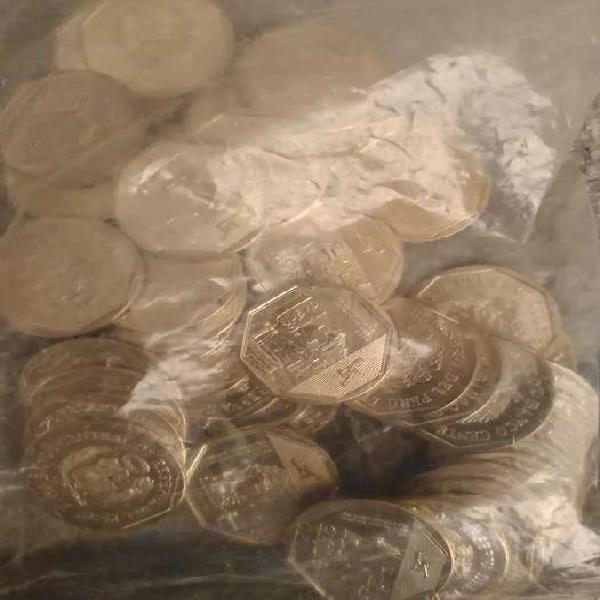 Bolsa de 50 monedas de 1 sol alusivas al Monasterio de Santa