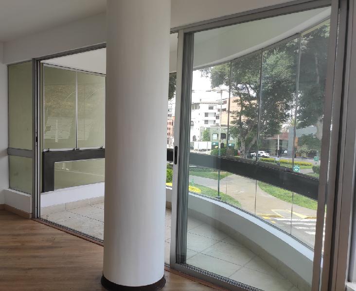 Lindo y acogedor departamento en Miraflores con vista