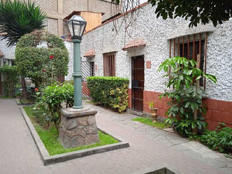 Casa en zona exclusiva de Miraflores