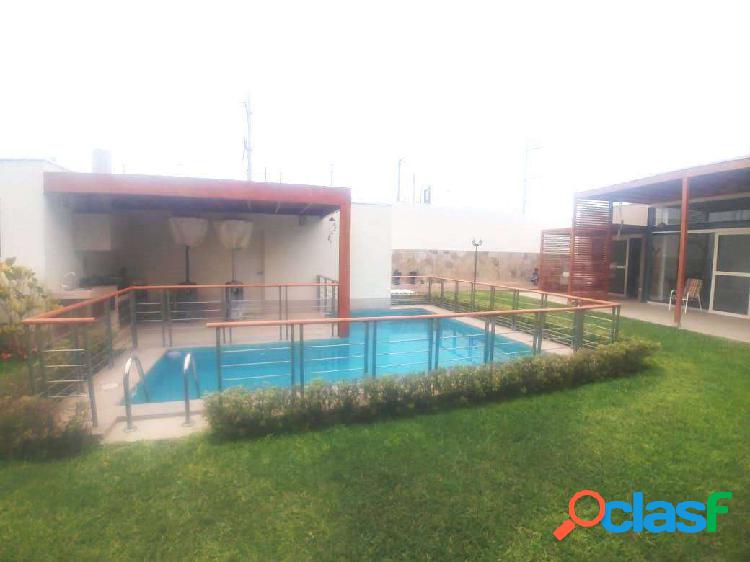 Espectacular casa en condominio de Lurin, 1003 m2, piscina,