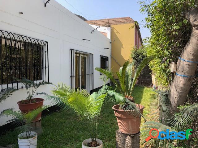 Vendo Excelente Casa a Precio Terreno en La Molina (Urb. Las