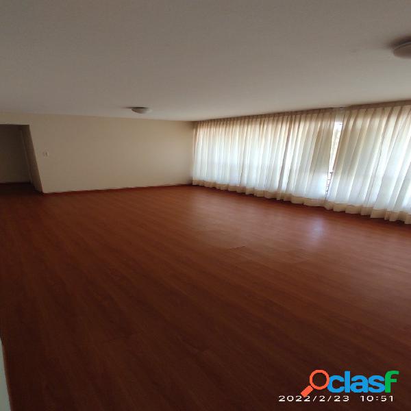 ¡Oportunidad !Se vende departamento en Miraflores