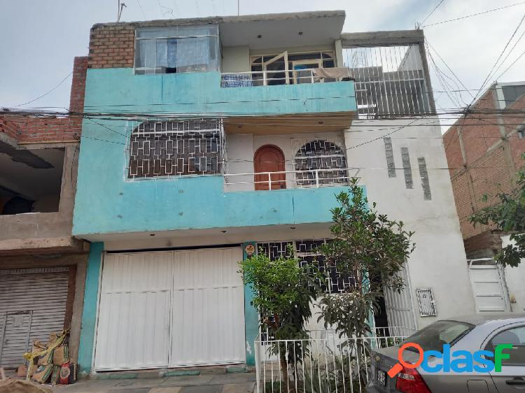 Amplia Casa en Venta SMP