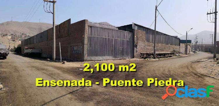 VENTA DE LOCAL INDUSTRIAL DE 2,100 M2 EN PUENTE PIEDRA