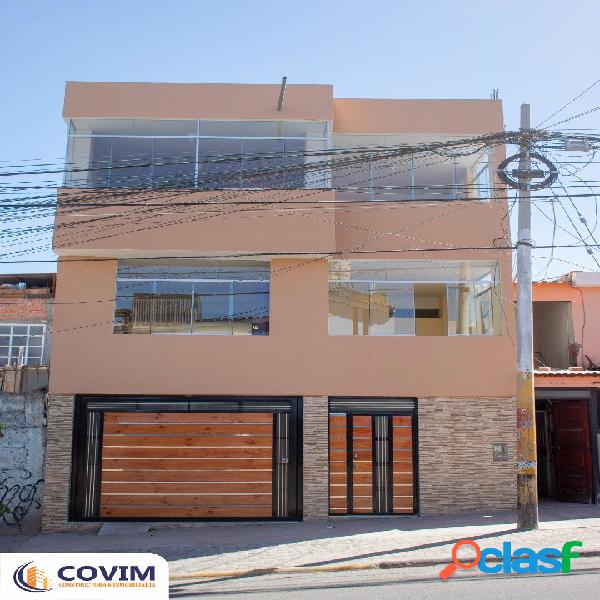 Casa en venta en Miraflores · Av. Goyeneche