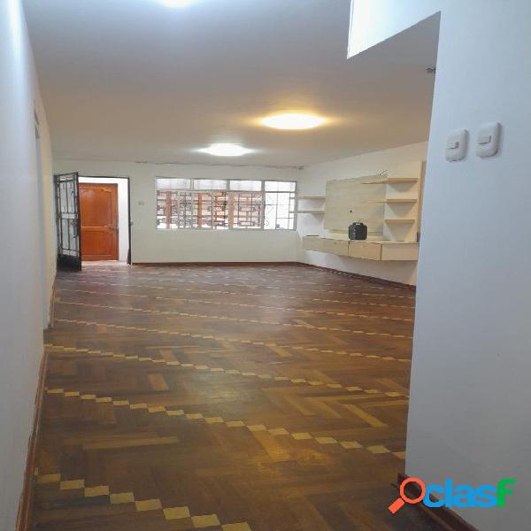 OPORTUNIDAD!!! Venta de Dpto. en 1er piso!!