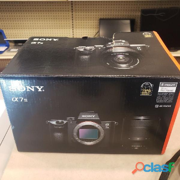 Nueva cámara digital Sony a7iii con lente