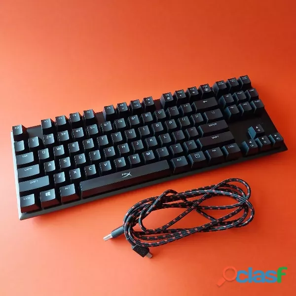 Teclado gamer HyperX Alloy FPS Pro QWERTY color negro con