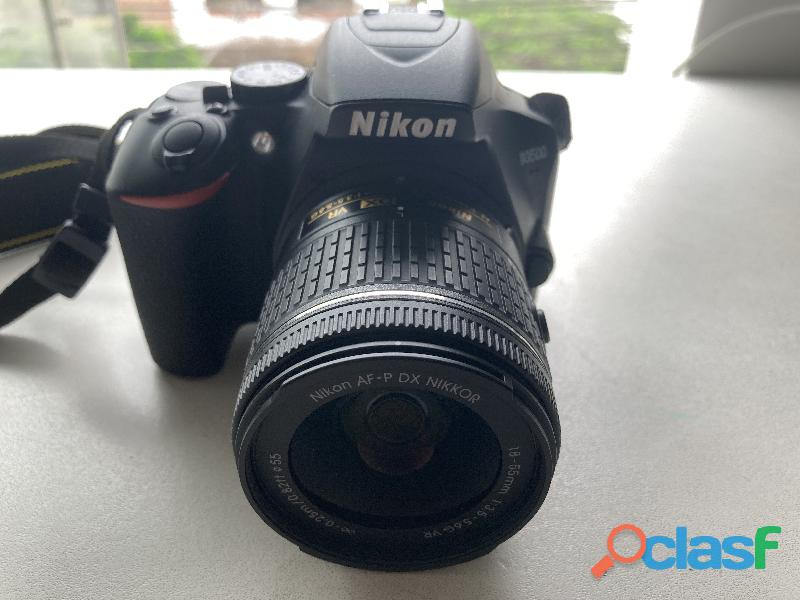 Cámara DSLR Nikon D3500 + 3 lentes, casi nueva