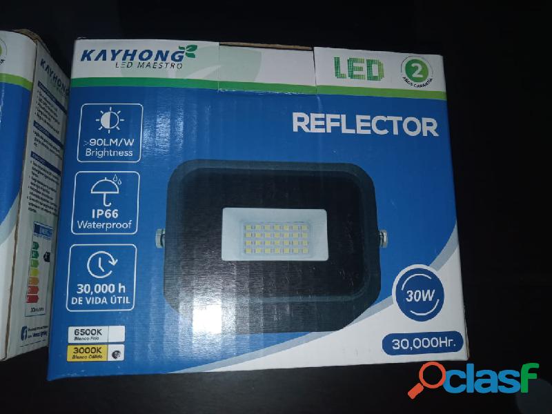Reflector led de 30 watts luz calida