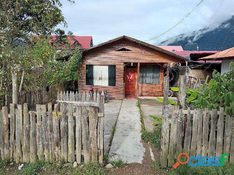 VENDO CASA EN OXAPAMPA